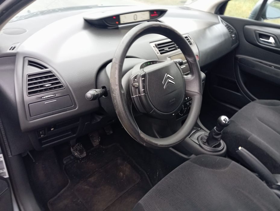 Citroen C4 1.6 benzyna 5-drzwi 2009r. Super Stan