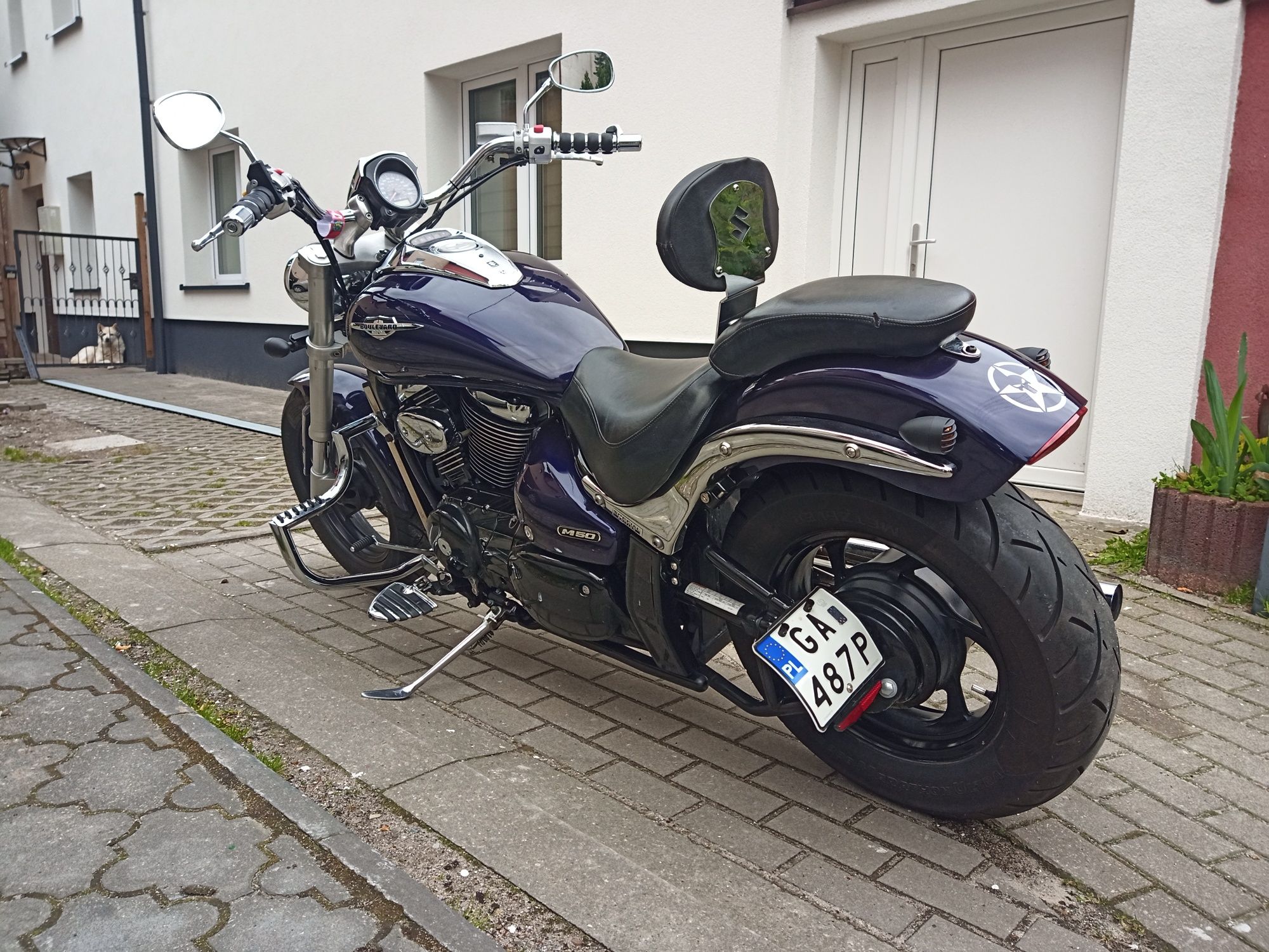 Suzuki Boulevard Intruder M50