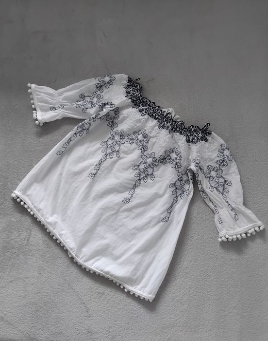 Biała haftowana bluzka hiszpanka/off shoulder bawełna r. uni (S/M)