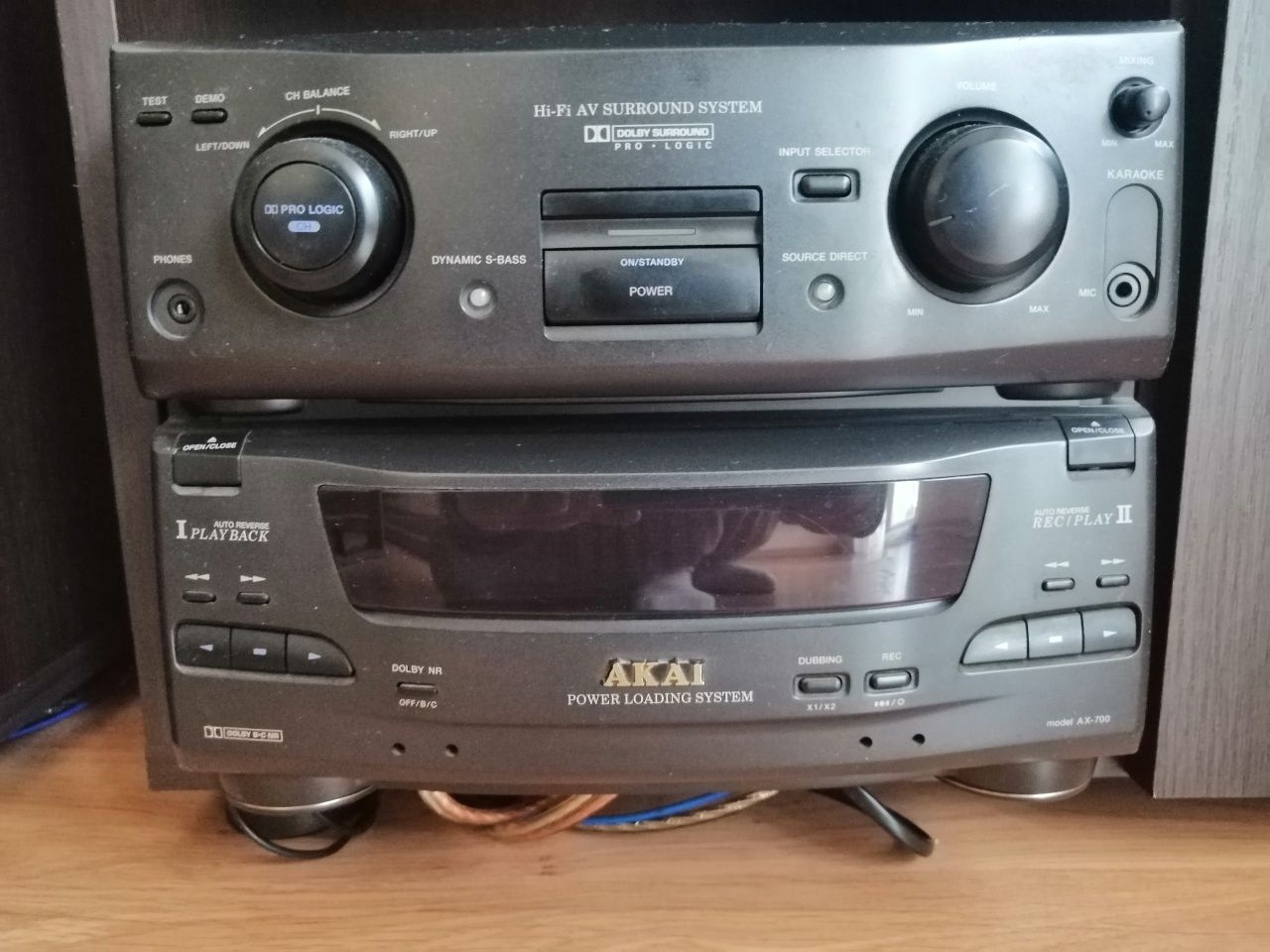 Akai AX 700, uszkodzony