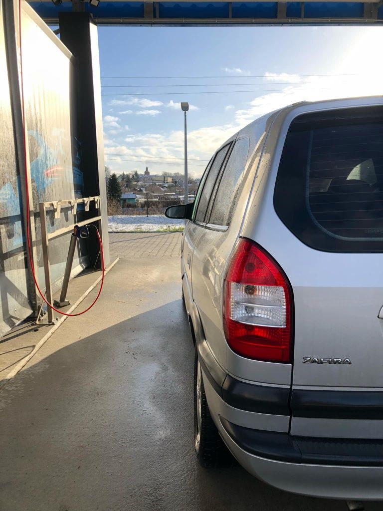Sprzedam Opel Zafira A 2003 rok