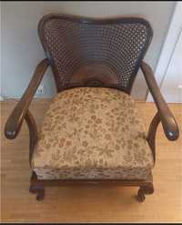 крісло старовинне горіх