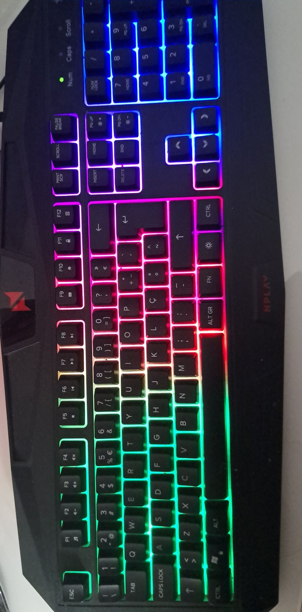 PC Gaming ASUS + Teclado (negociável)