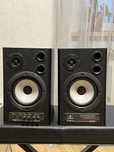 Студійний монітор Behringer MS40