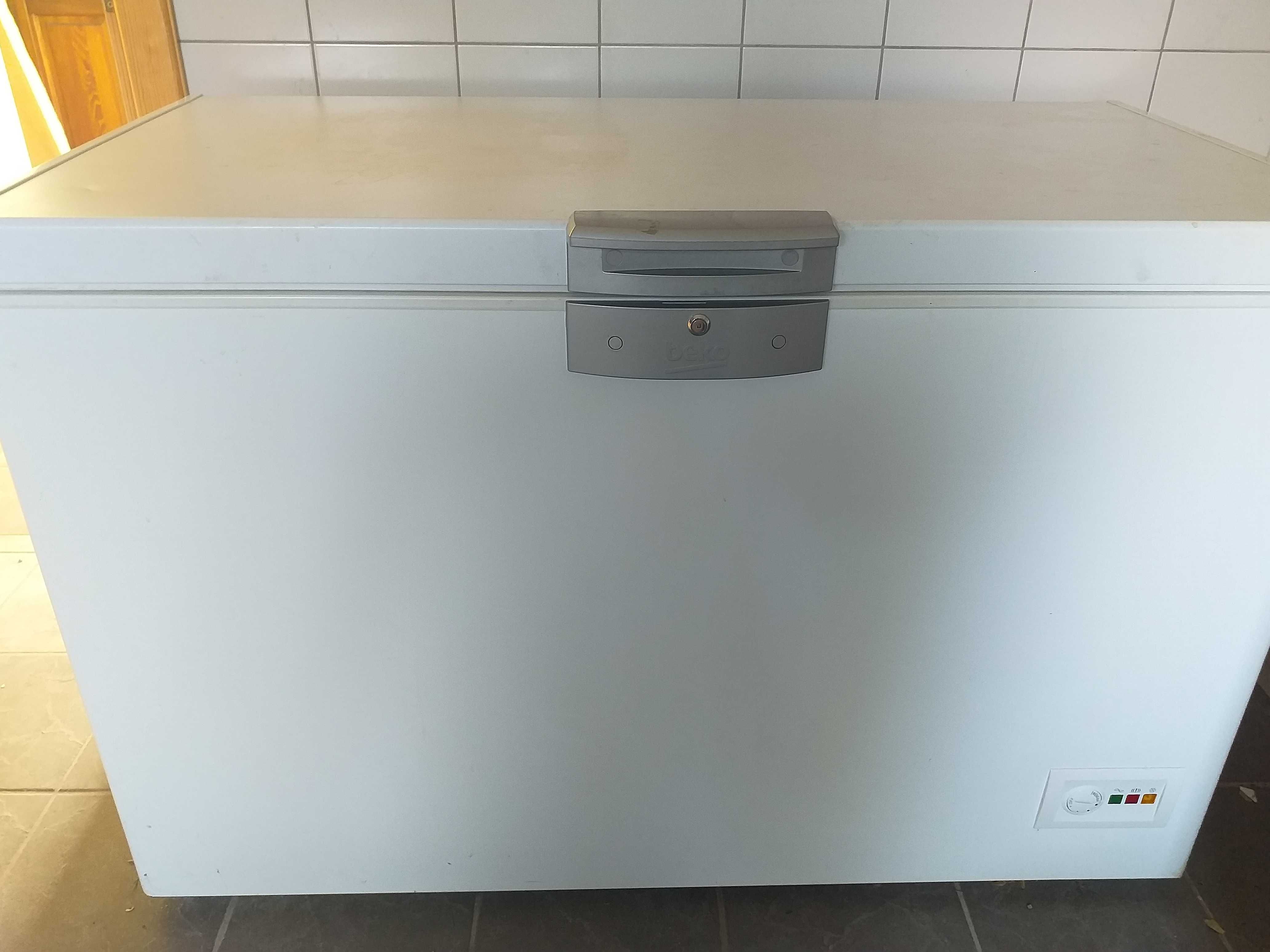 Zamrażarka wolnostojąca Beko 284l – Klasa A+ – Używana - Bdb stan