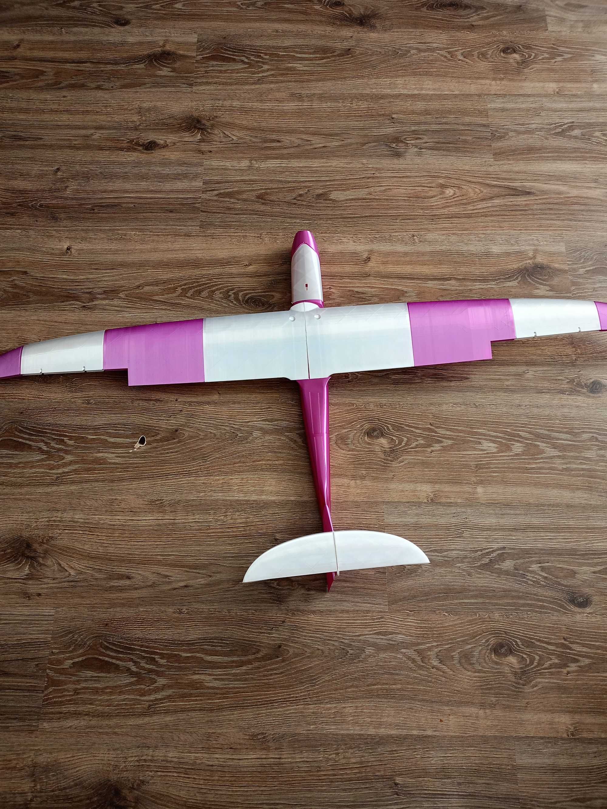 Model   pylona rc Iskra druk 3D