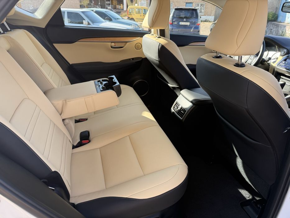 Lexus NX-200 2019р.