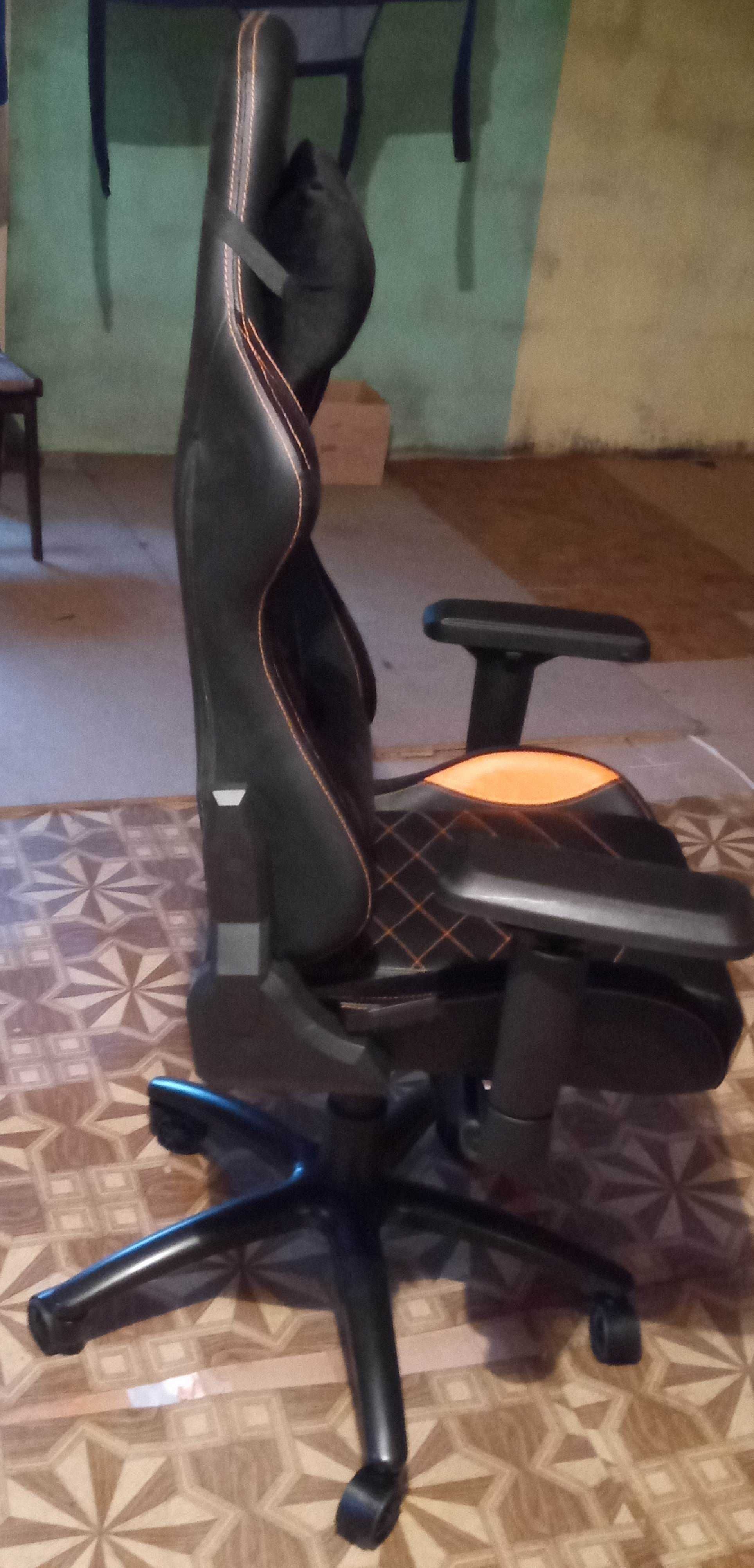 Fotel gamingowy Unique Dynamiq V3
