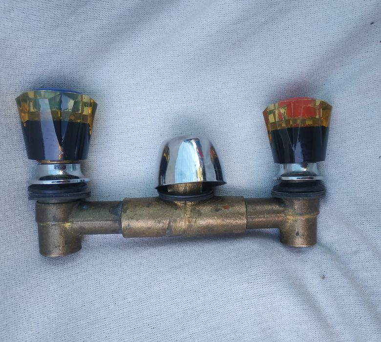 Смеситель древний