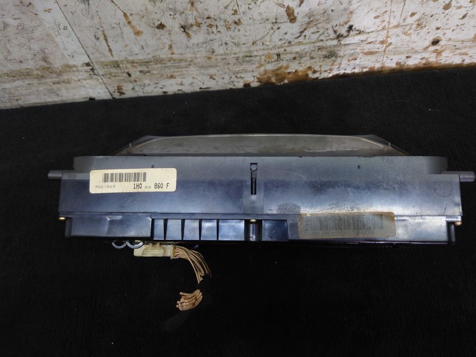 Volkswagen Golf III 1.9 TD Licznik Zegary Prędkościomierz