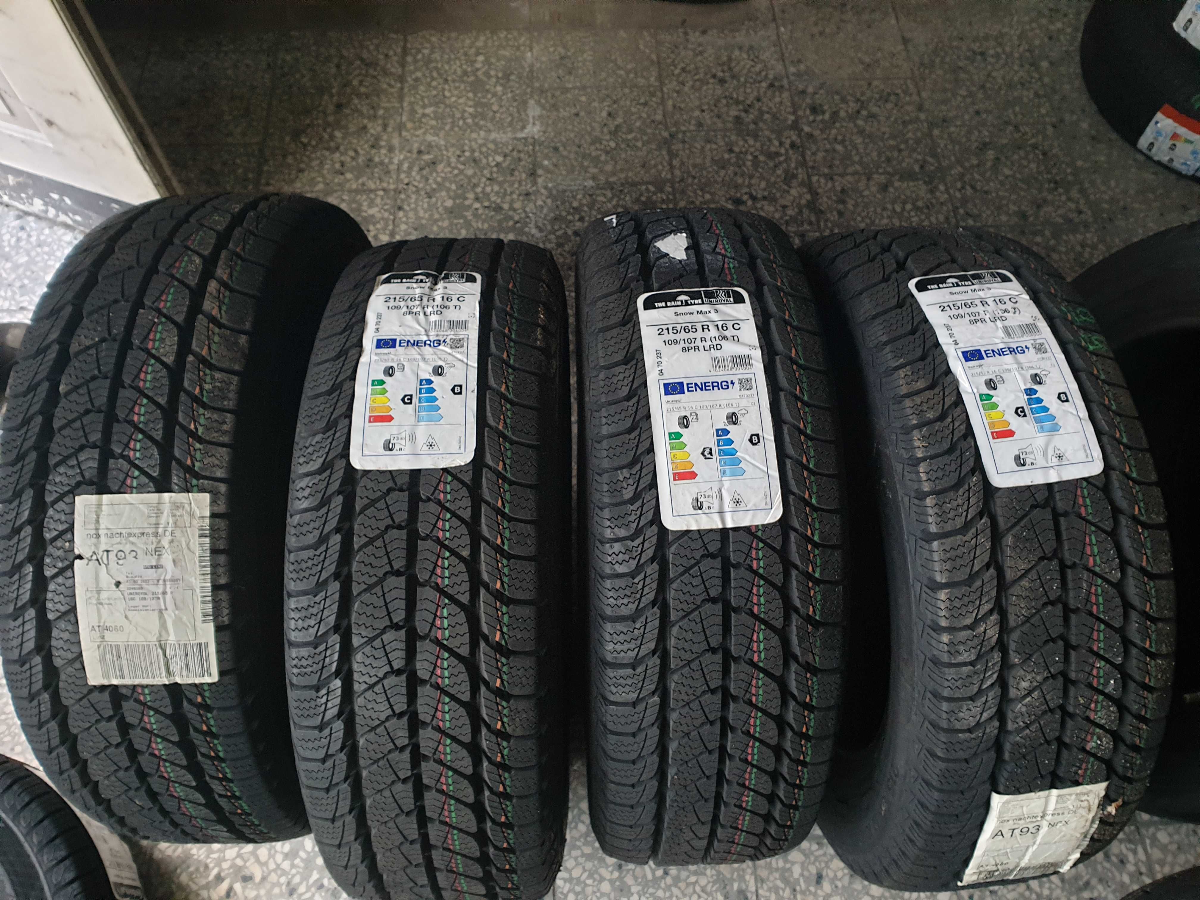 Uniroyal Snow Max 3 215/65 16C 109/107R (106T) dot 22 komplet