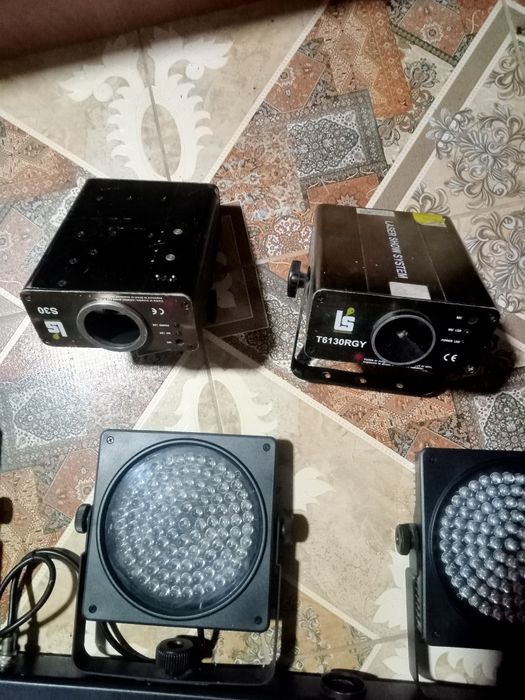 Продаж світлоприлади для святкової зали