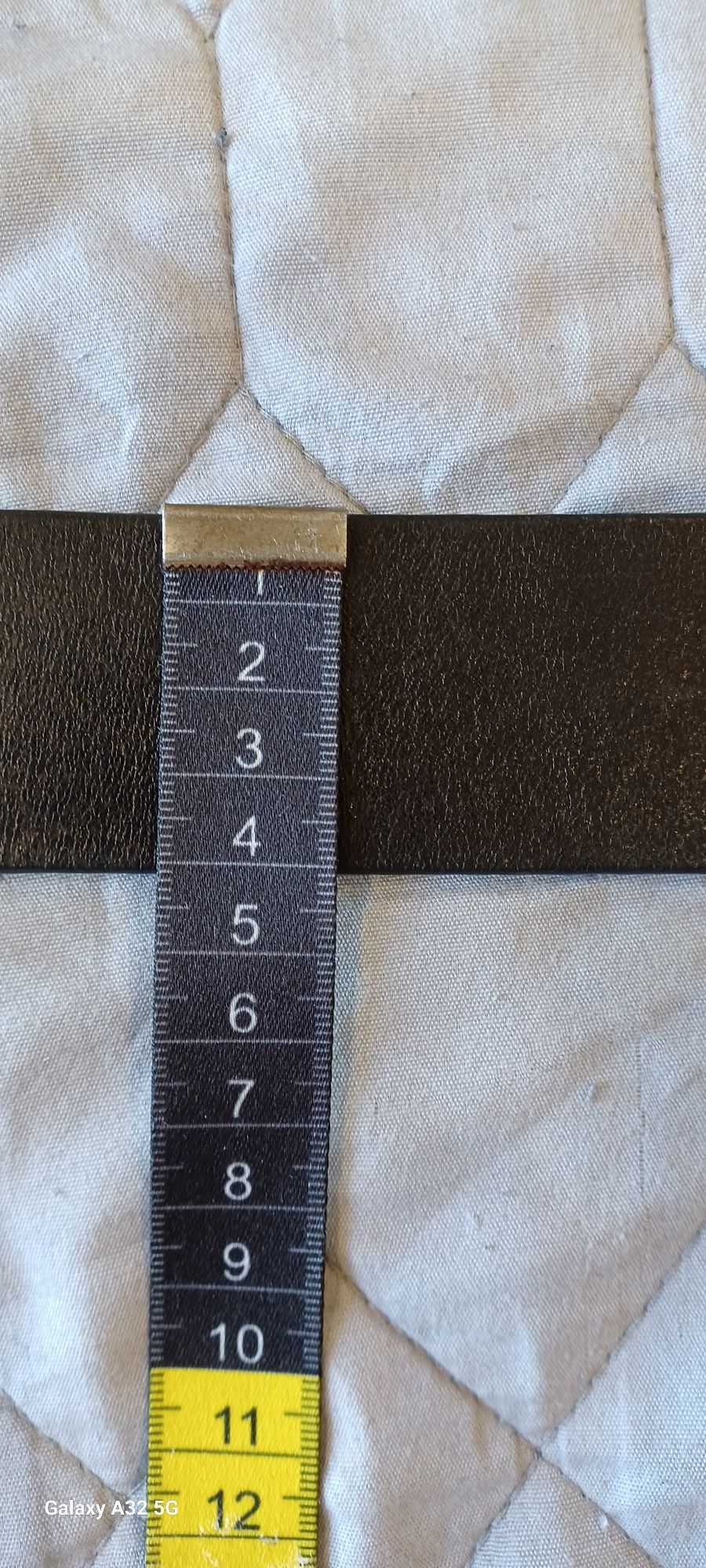 Pasek Tommy Hilfiger.