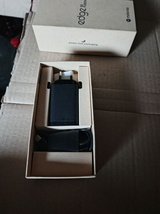 Телефон Motorola edge 50 fusion  12/512
