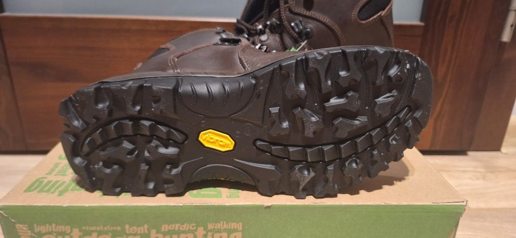 Buty trekkingowe Red Rock r.38