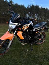 Продам мотоцикл Viper r2 200