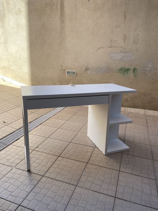 secretaria grande ikeia