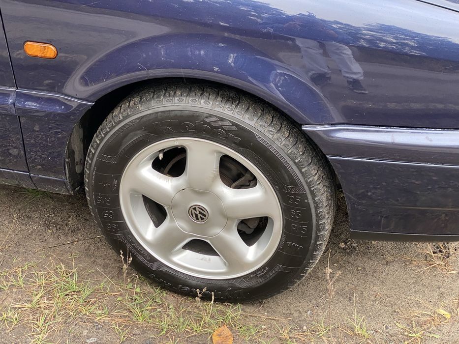 Volkswagen Passat B4 універсал пассат фольксваген