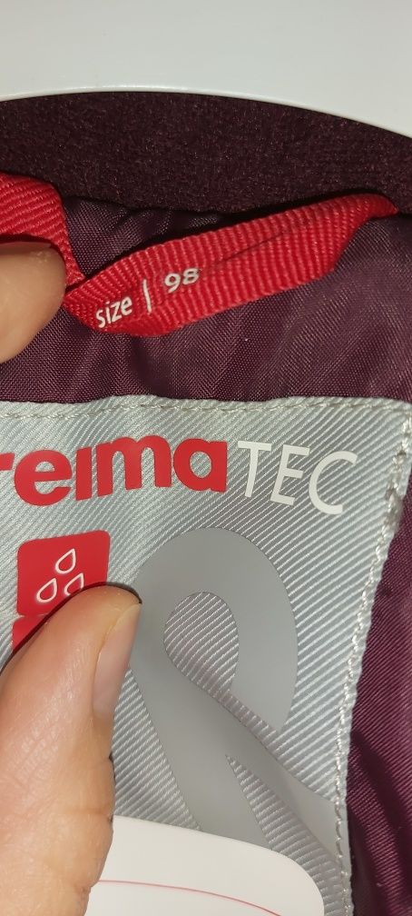 Продам комбинезон Reima