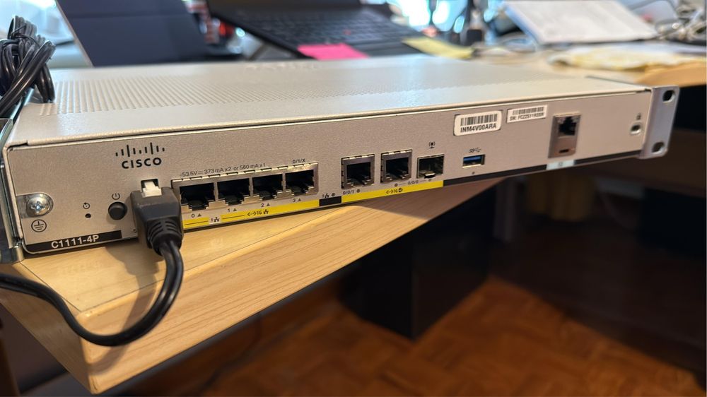 Cisco C1111-4P wireless controller