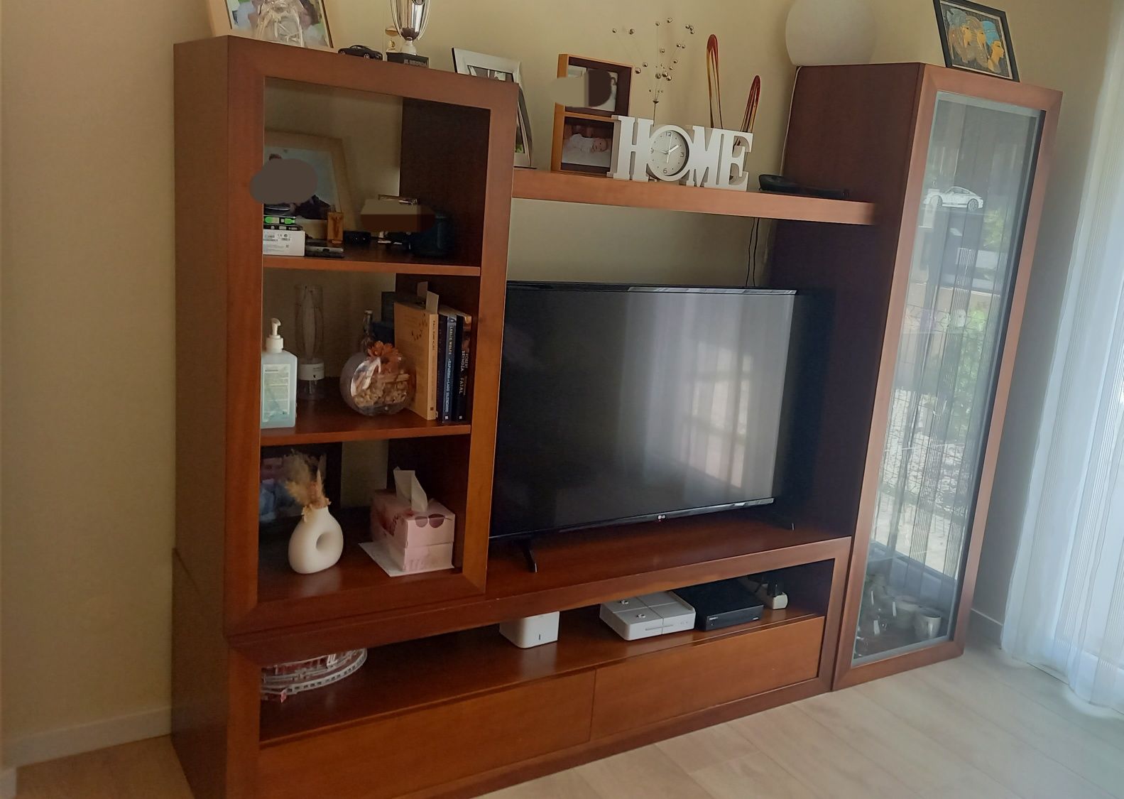 Móvel sala +mesa sala cerejeira
