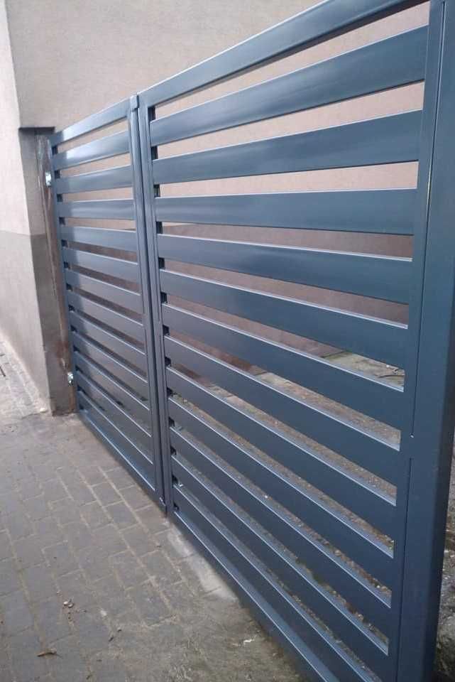 Brama uchylna palisadowa 4m + furtka