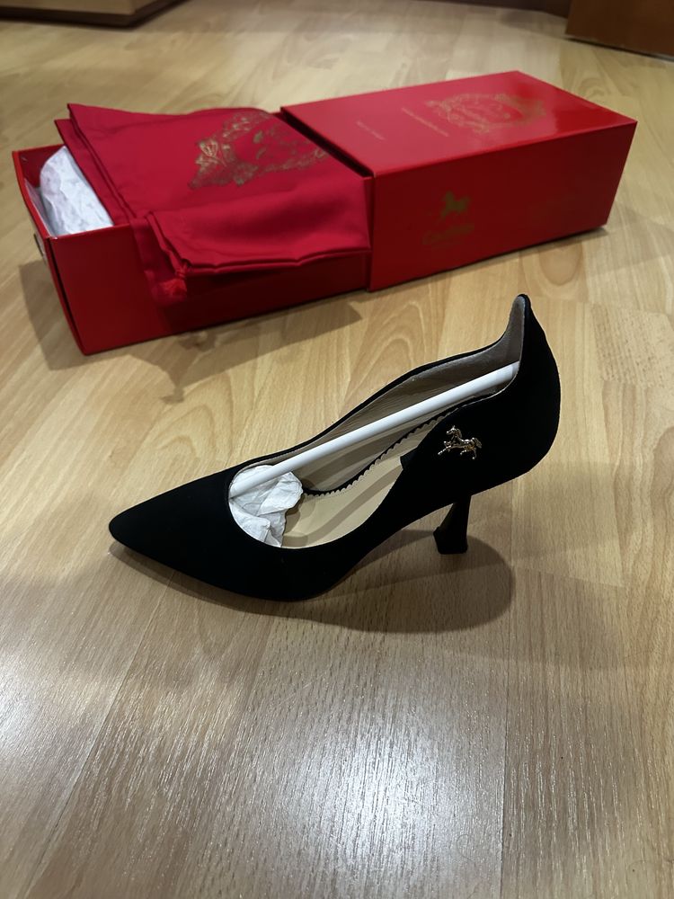 Sapatos Cavalinho