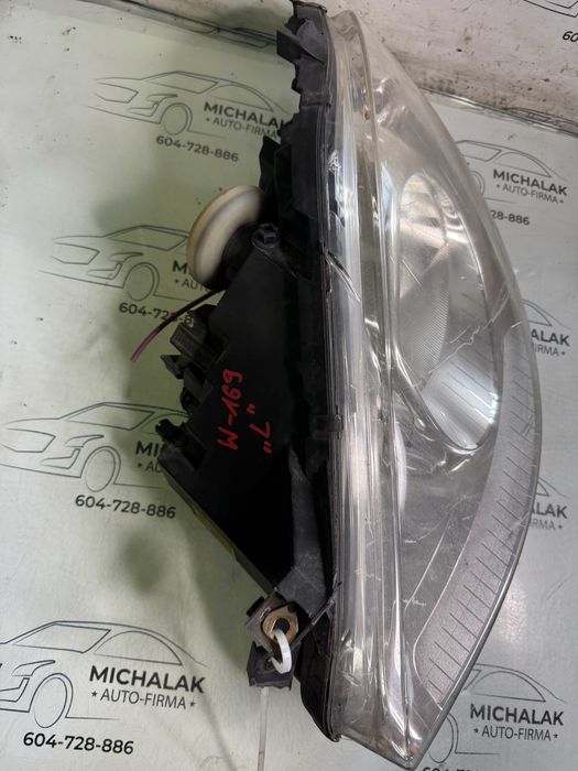 Mercedes W169 Lampa Przód prawa A klasa