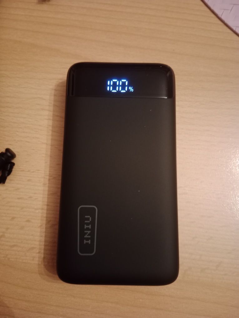 Powerbank marki Iniu