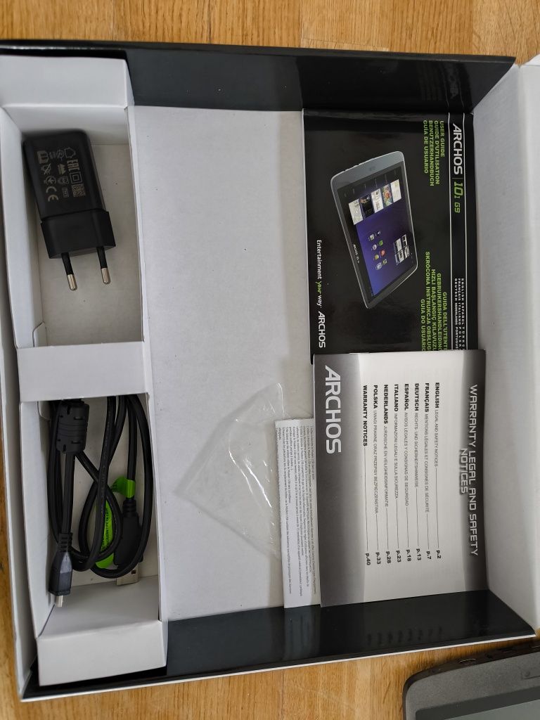 Archos 101 g9 8gb tablet internetowy sim i wifi