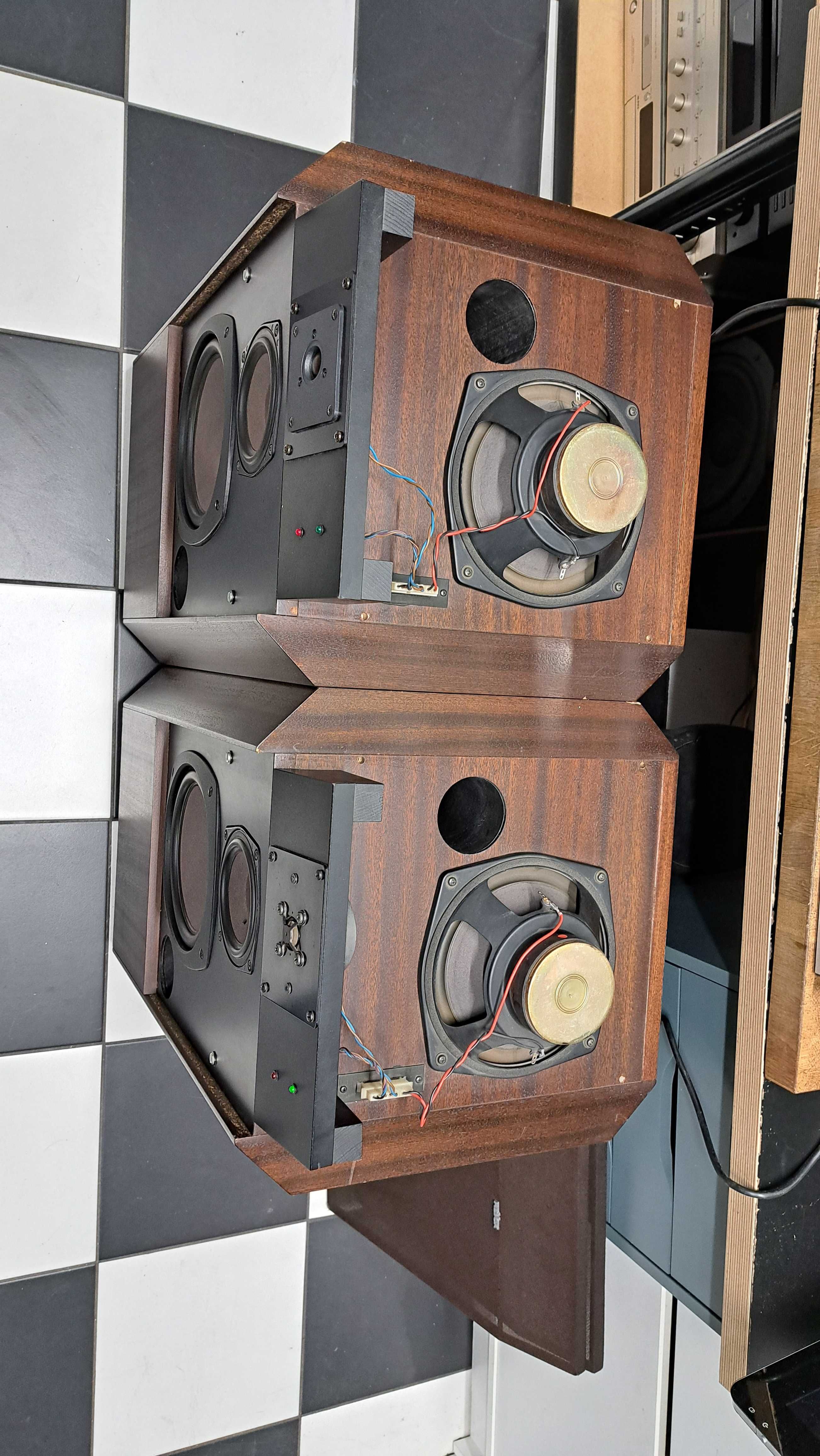 Kolumny Revox agora b plus Revox B760