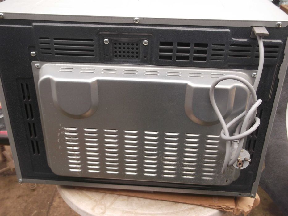 Piekarnik elektryczny parowy Samsung FQV113T001