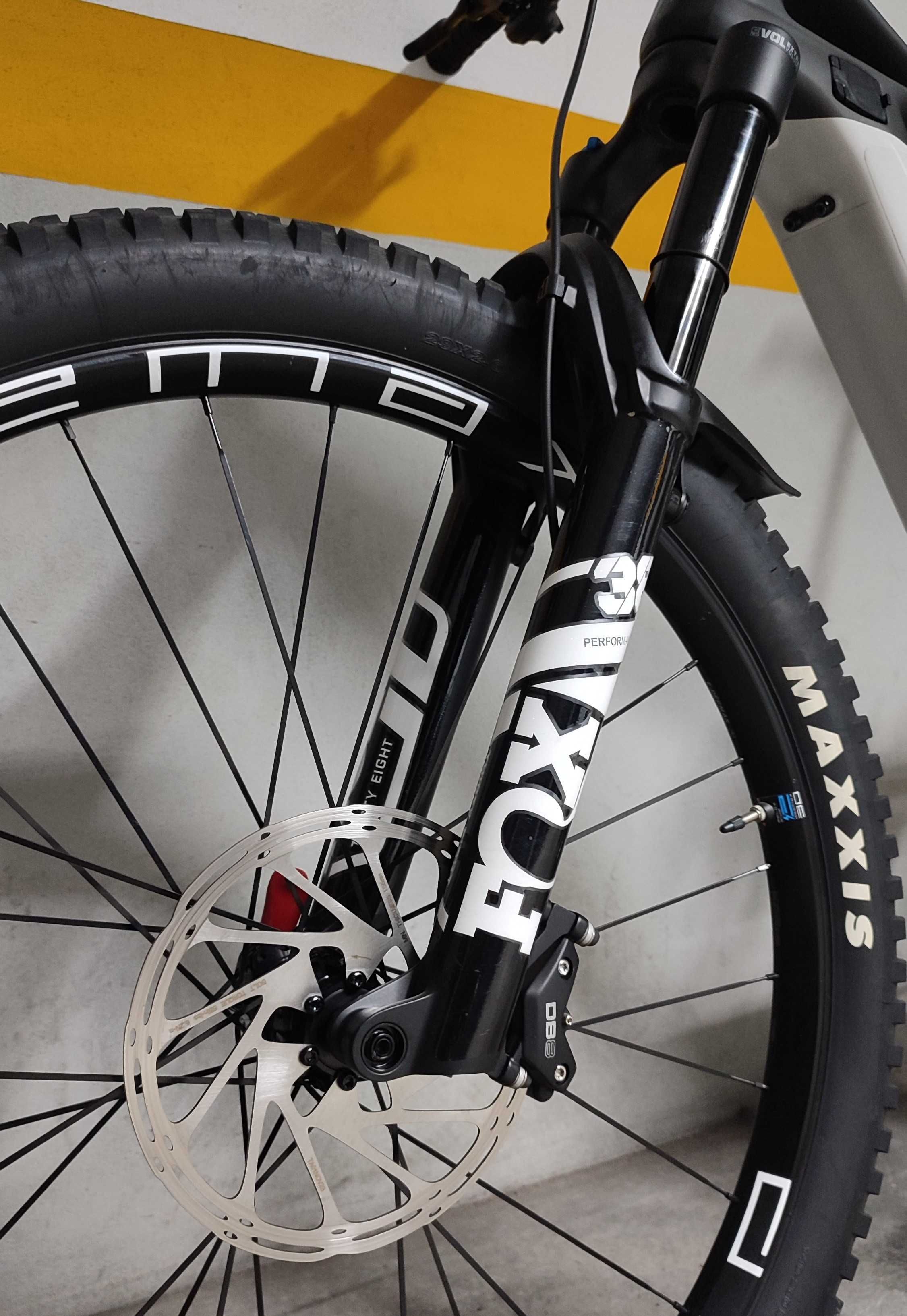 Mondraker Crafty Carbon R