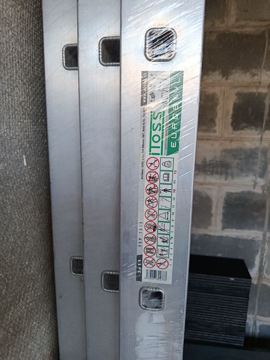 Лестница раздвижная, алюминиевая