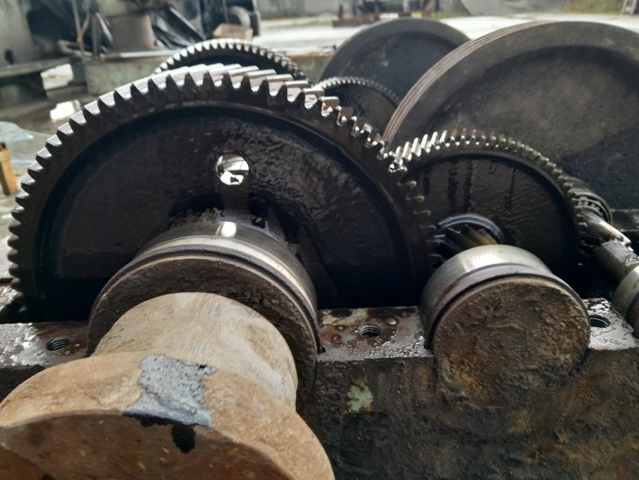 Продам Релуктора Ц2У 200 пер число 40,в гарному стані,кількість 3 шт