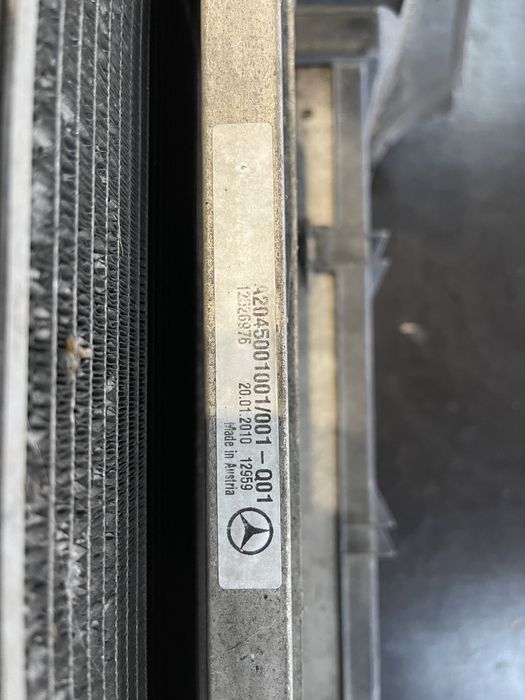 Касета радіаторів w204 w212 3.0 dsl