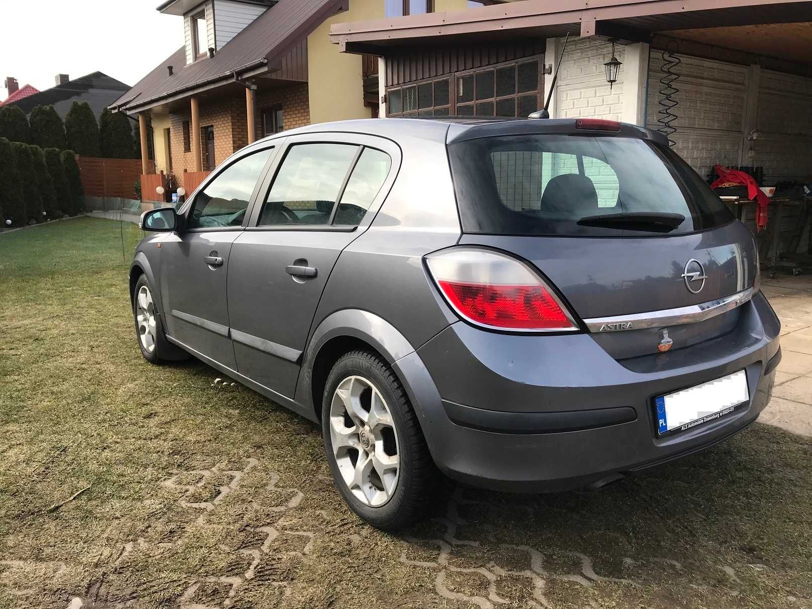 Opel Astra III 1.6 LPG, spalanie 8l gazu /100km