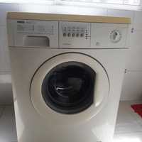 Maquina de lavar roupa para peças ou reparação