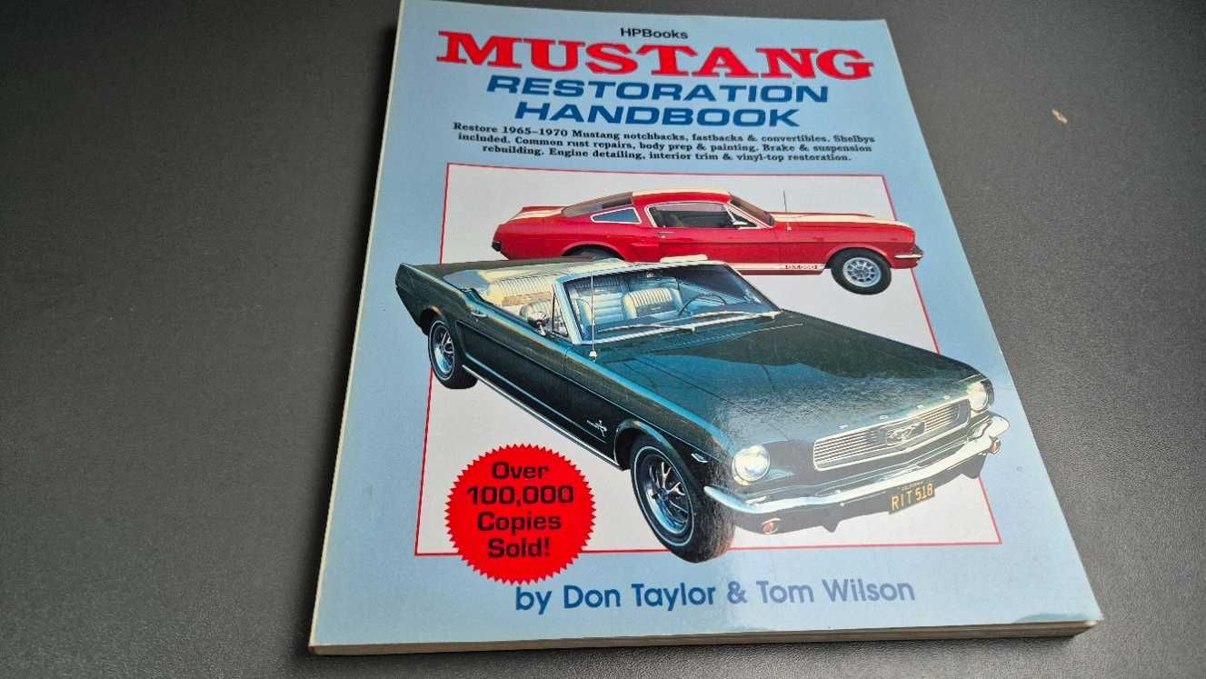 Książka Mustang Restoration handbook