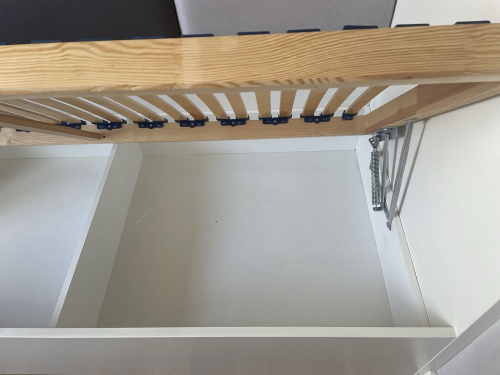 Białe łożko pojedyncze 180x80 cm z dwoma komorami