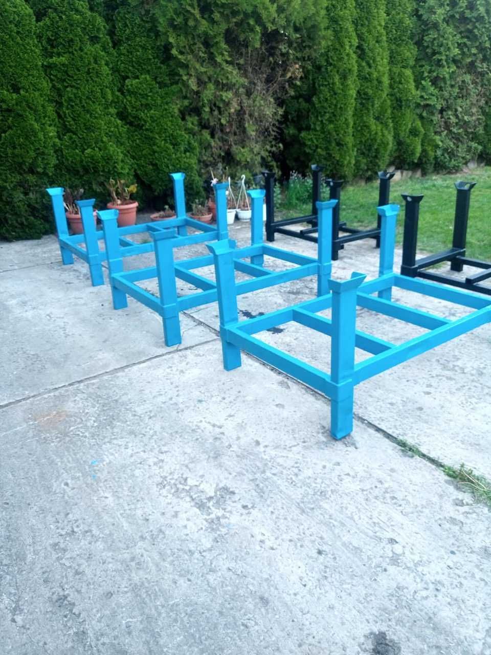 stojaki na stemple, gitterboxy