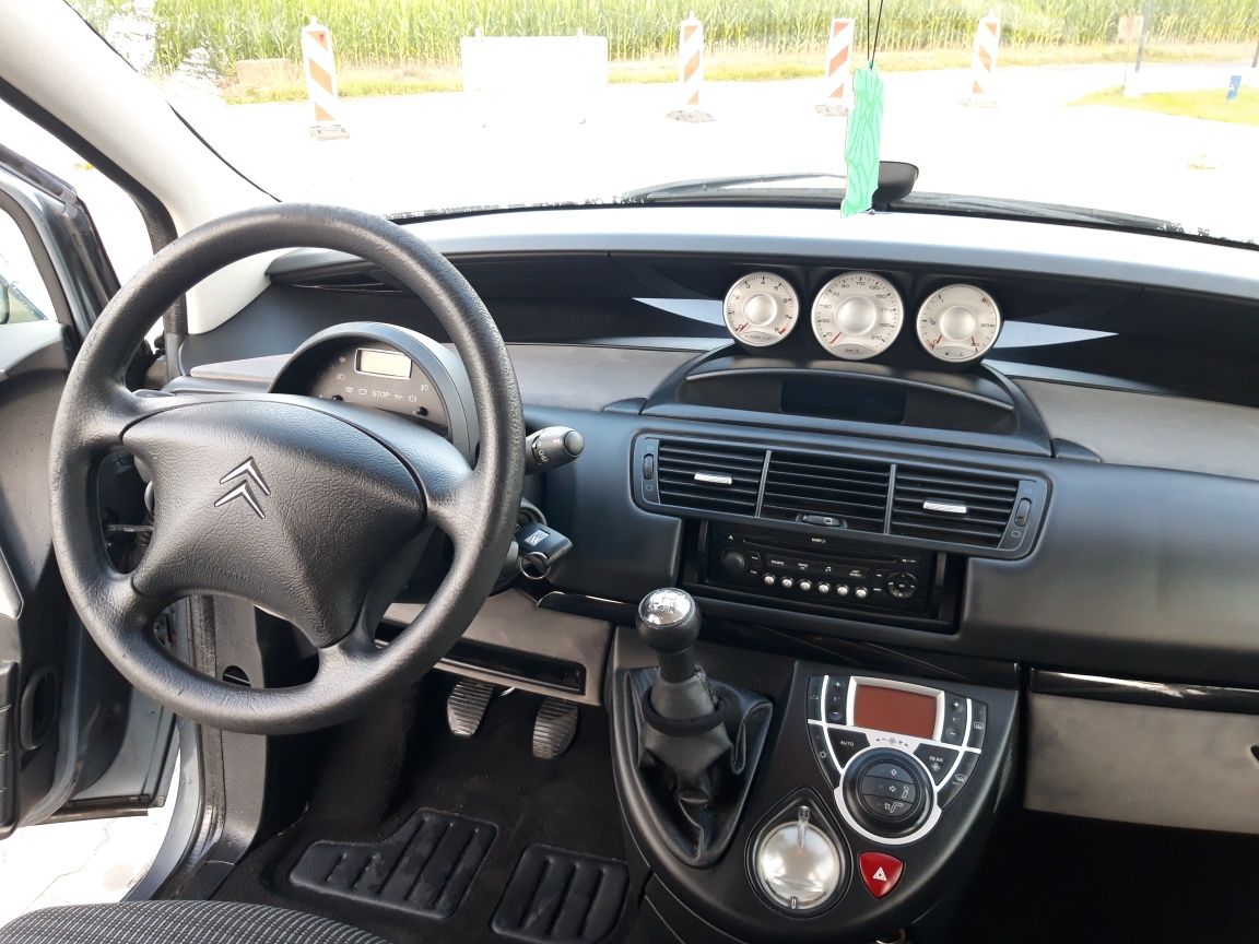 Citroen C8 LIFT 2008 2.0 benzyna bezwypadkoway z Niemiec  7 miejsc!