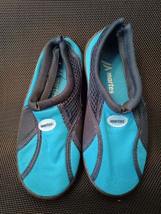 Buty  do pływania r. 29