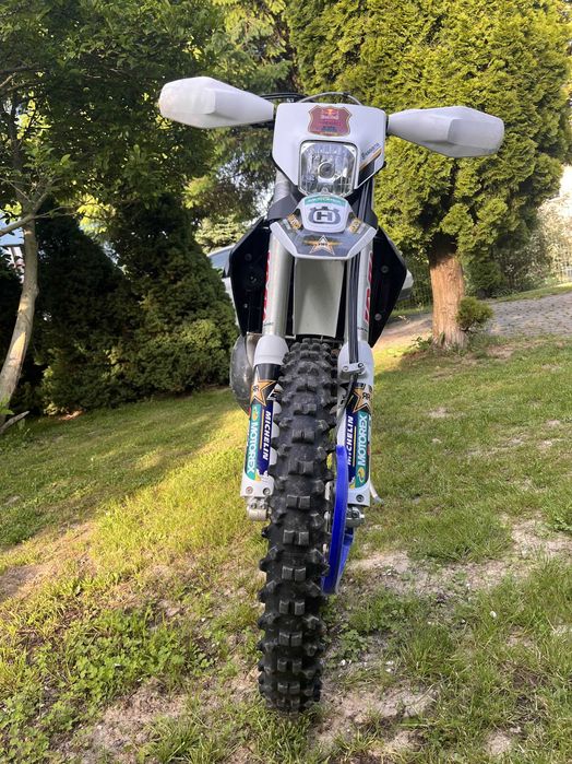 Husqvarna TE300 2T TPI 2022 ktm gas beta