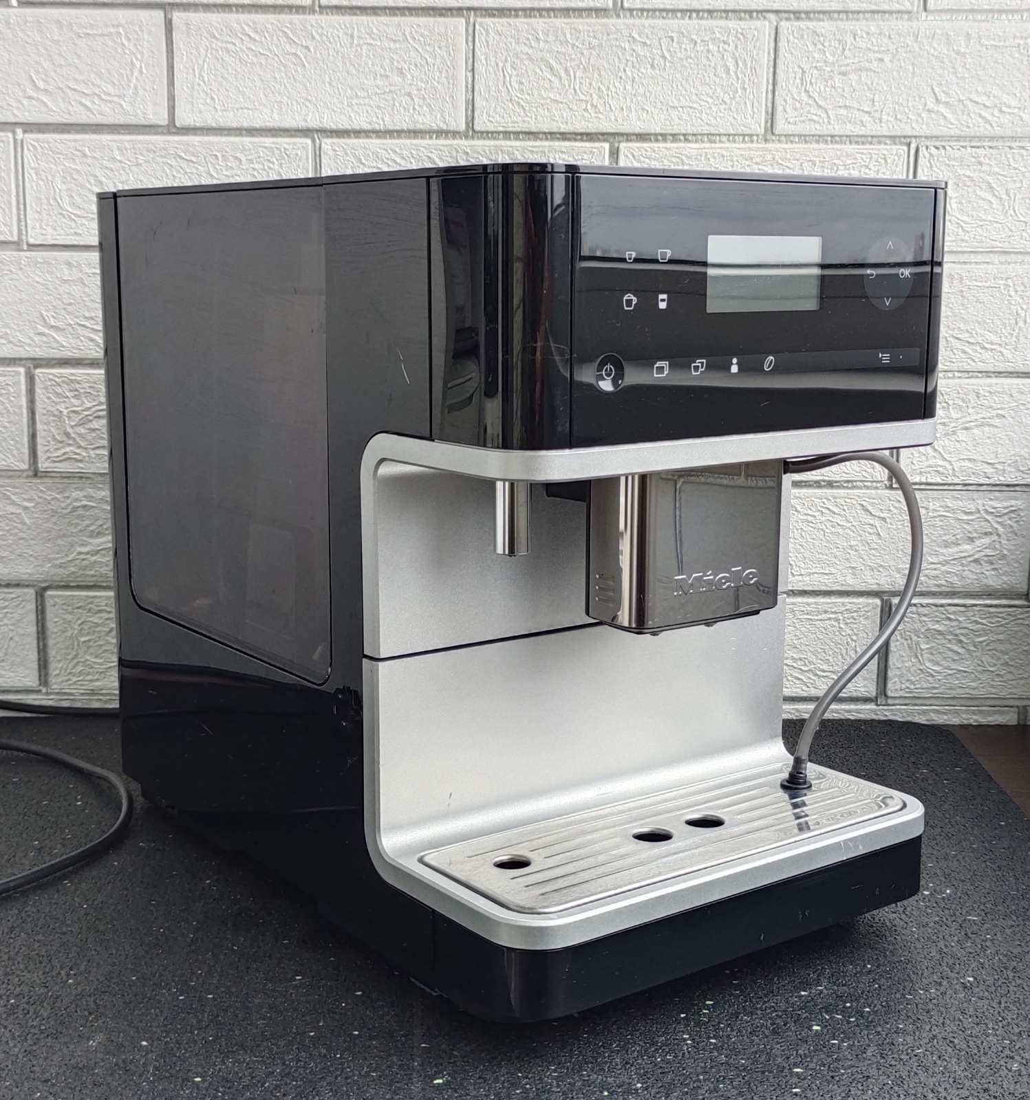 Miele CM 6300 Кавомашина