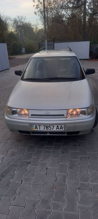 Продаю Lada 21111