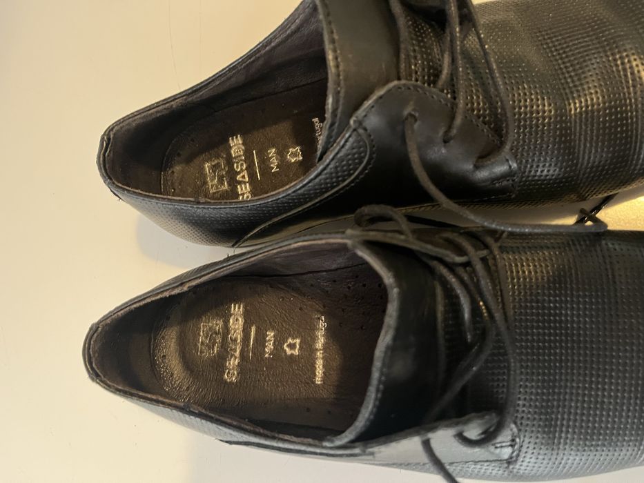 Sapatos pretos em pele nr 42