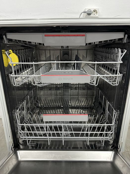 Вбудована посудомийна машина Bosch SMV4EKC24E/01 /2024рік/81см