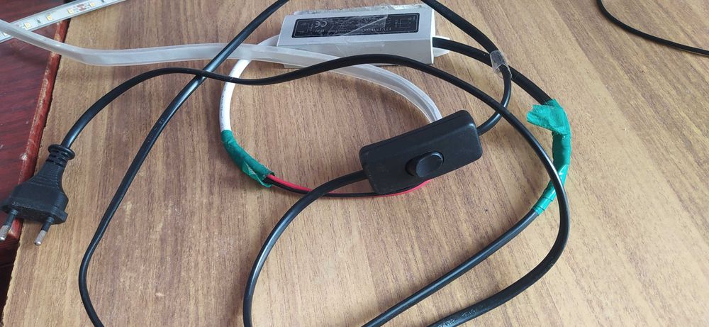 led лэд лента 2 метра с импульсным блоком питания в комплекте 12v 15w
