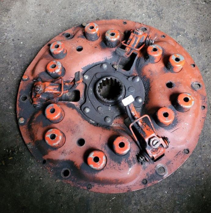 Docisk sprzęgła Mtz 80